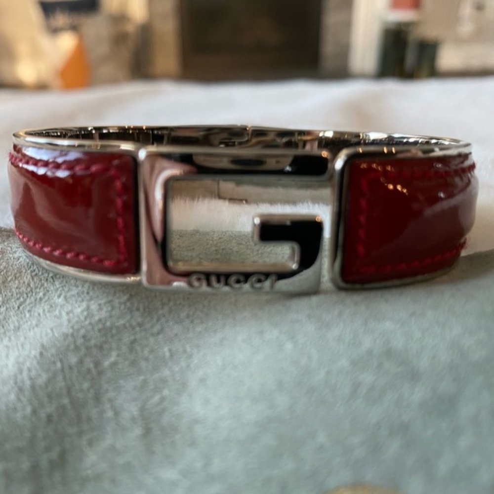 Gucci G Luxury Jewelry Metal Bracelet Cuff in Silver and Red includes COA - Picture 6 of 13